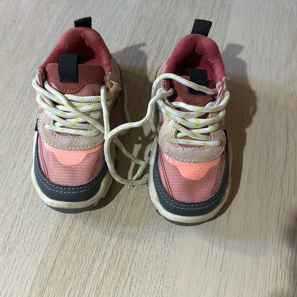 Baby Zara Toddler colorblock size 23 sneaker shoes - Picture 5 of 8